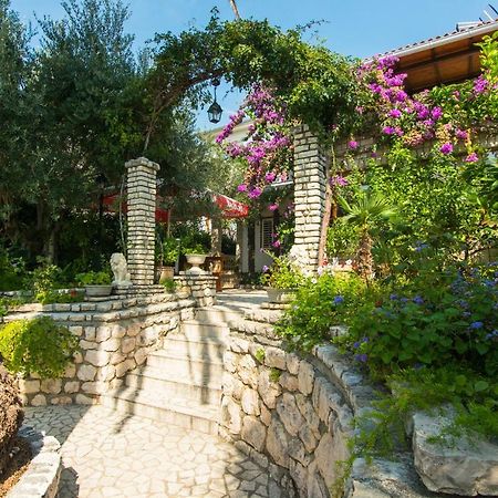 Apartments Picolo Paradiso Miljenko Debelic Barbat na Rabu Exteriér fotografie
